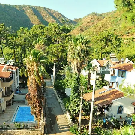 Tayfun Marmaris